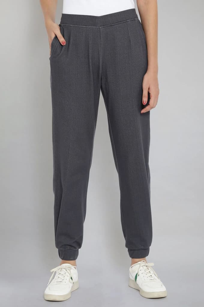 Grey Solid Tapered Cotton Joggers With Elasticated Waist