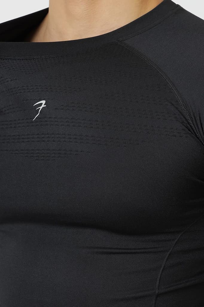 Power Seamless T-shirt Black/Logo — photo 4