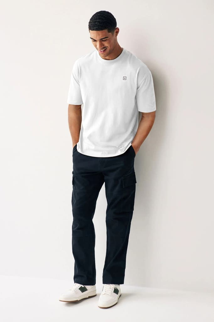 Men's White Solid Round Neck Oversized Half Sleeve Cotton T-Shirt — photo 3