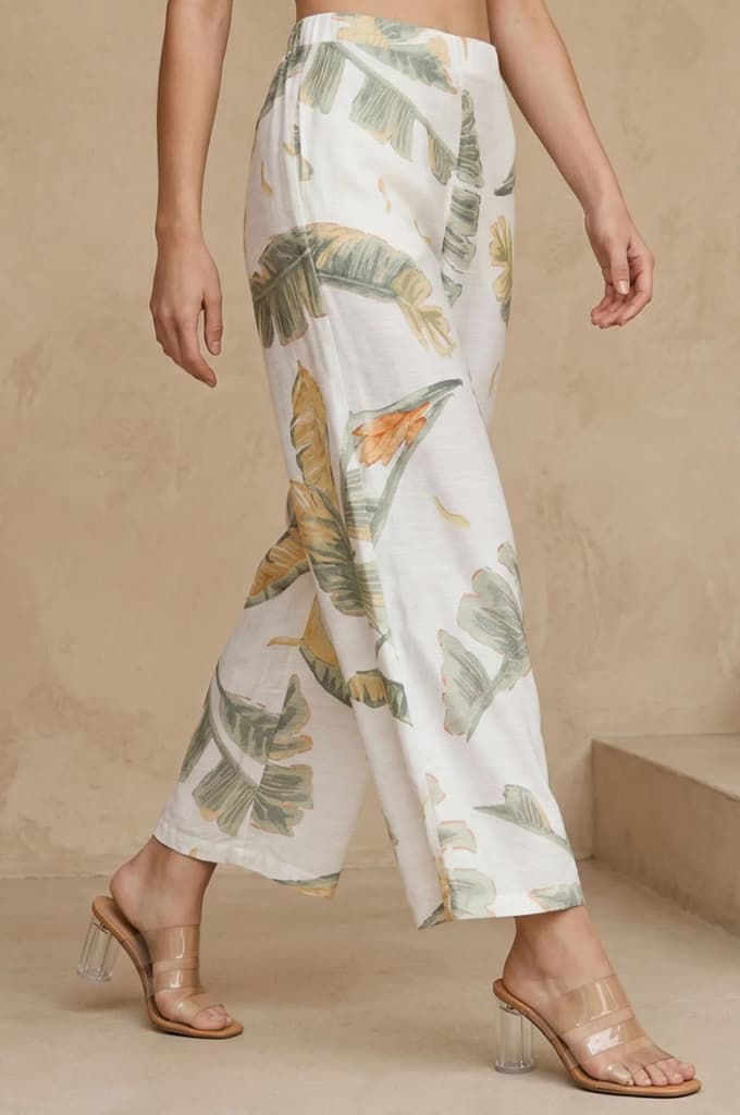 White Tropical Floral Printed Wide Leg Ankle Length Parallel Pants — XS