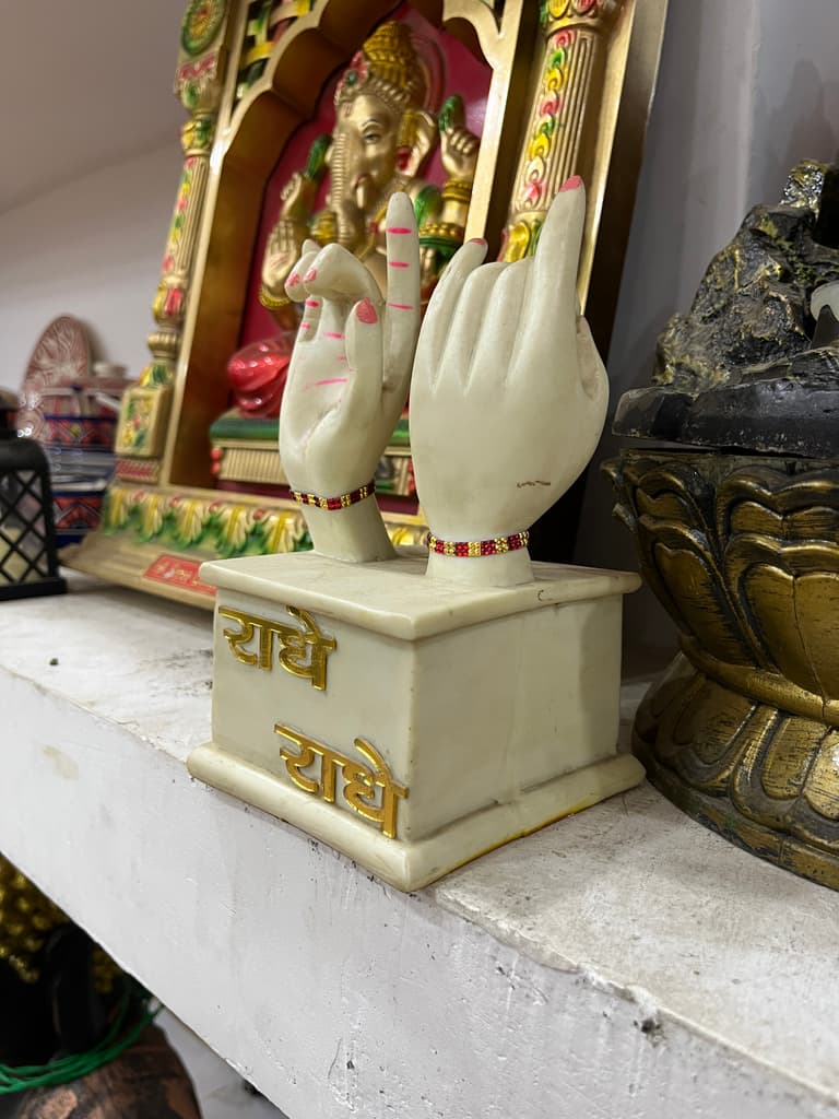 Hand with Finger Raised | Statue | Gold | Pink