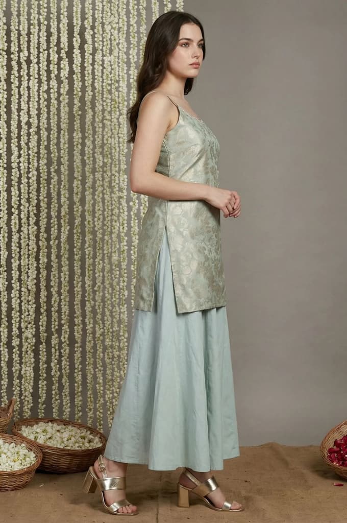 Green Jacquard Zari Straight Kurta with Sharara and Dupatta — photo 5