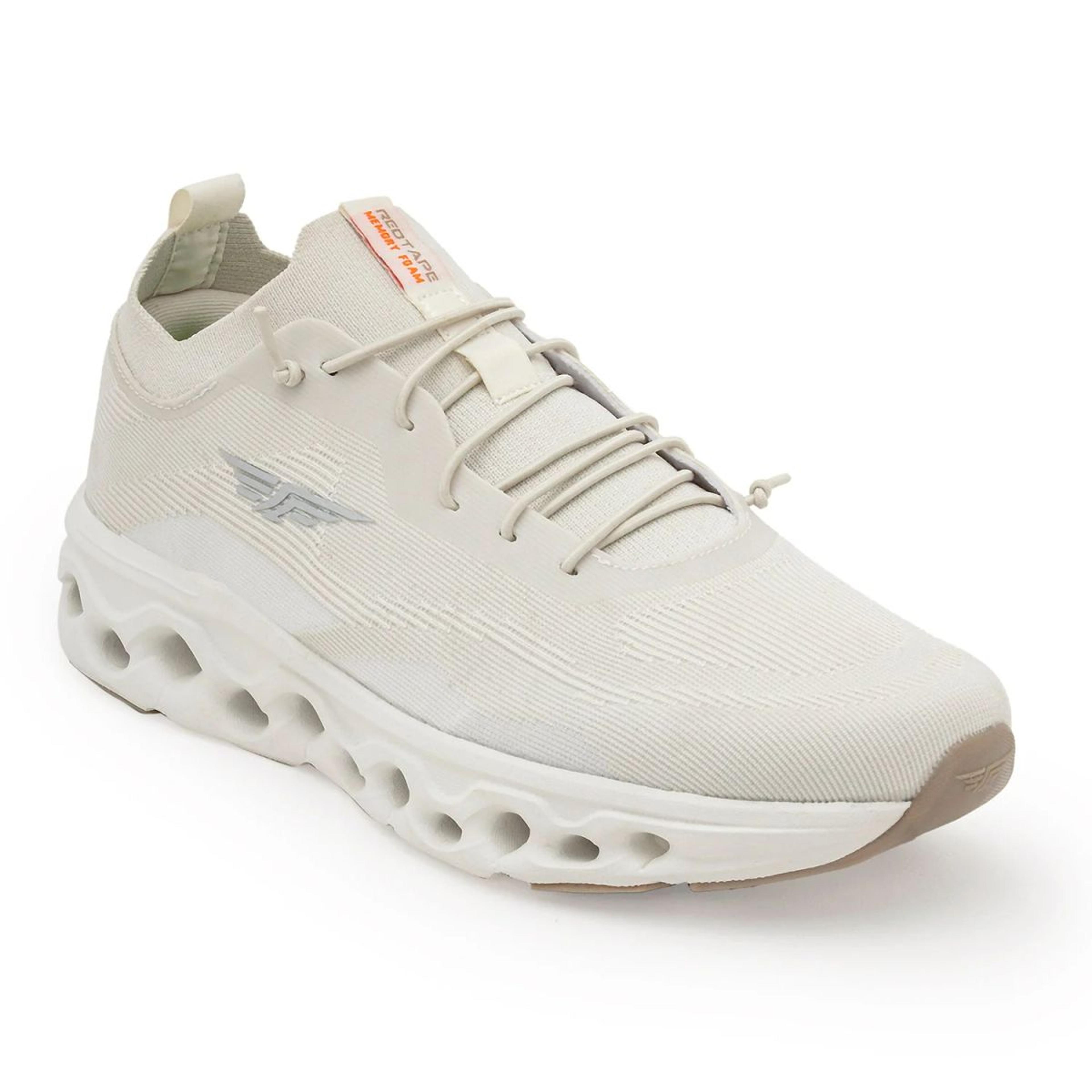Athleisure Shoes for Men | Cultured Round-Toe Shape, Cushioning Technology & Smart Ventilation