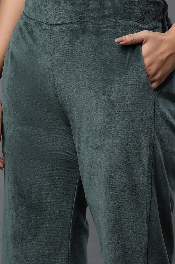 Green Solid Straight Fit Velvet Pants With Elasticated Waist — photo 7