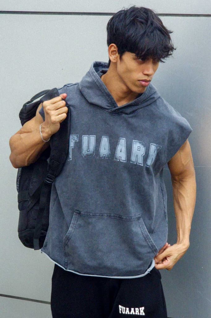 Shadow Washed Capsleeves Hoodie Dark Grey — XS