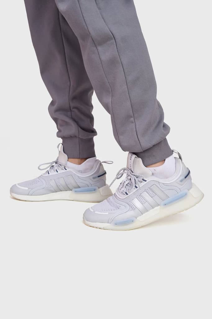 Signature Oversized Joggers Dark Grey — photo 4