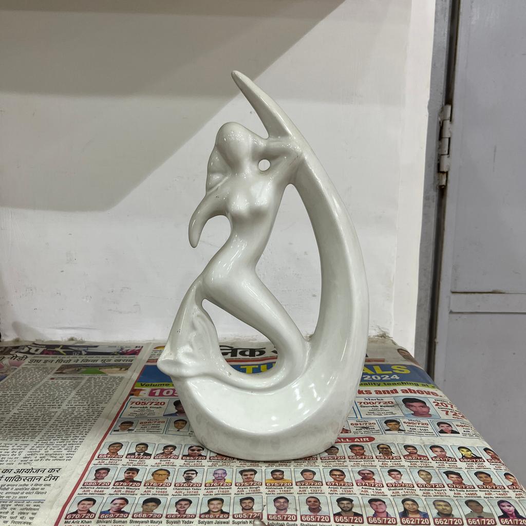 White Sculpture | Art | Porcelain | White