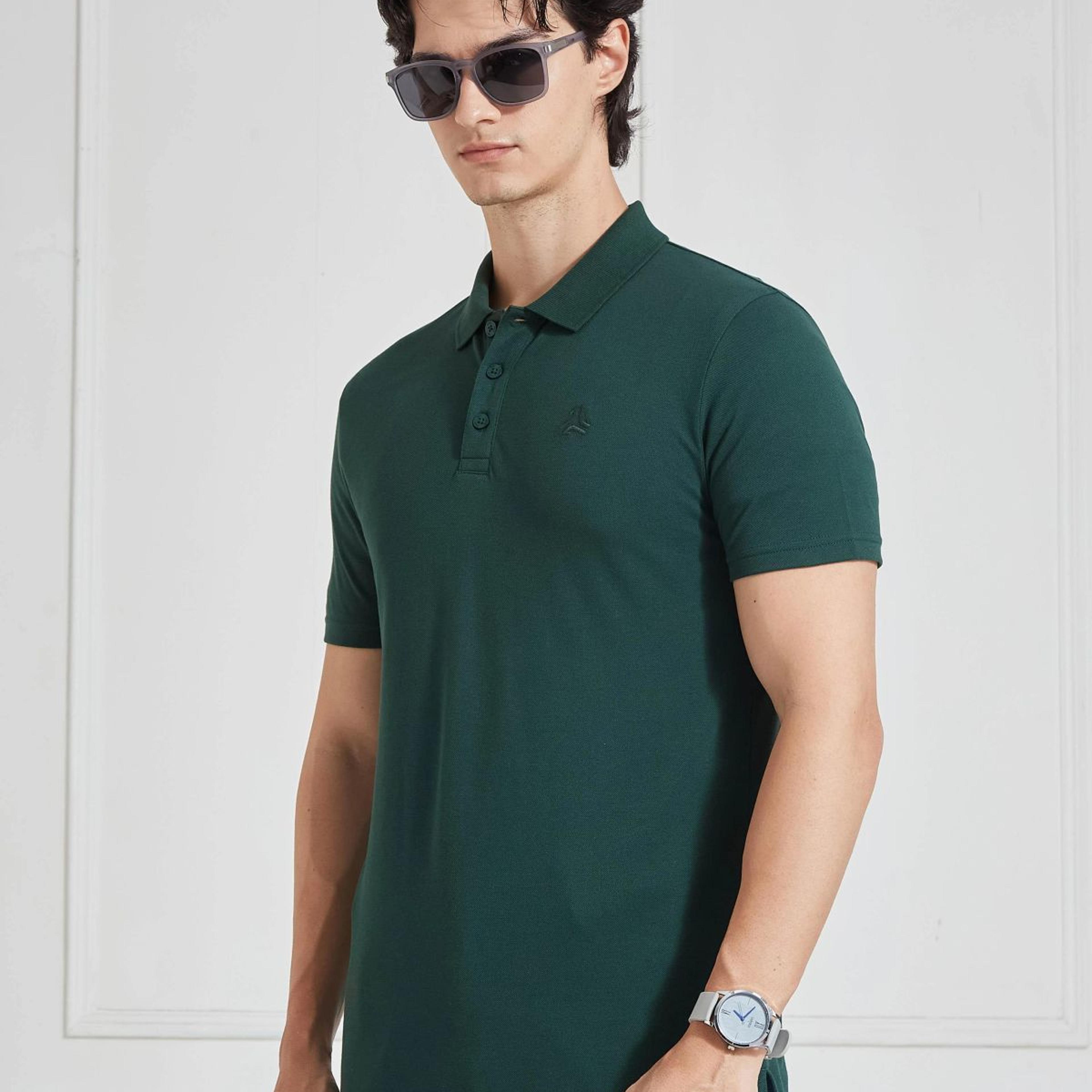 Men's Green Solid Polo Collar T-Shirt