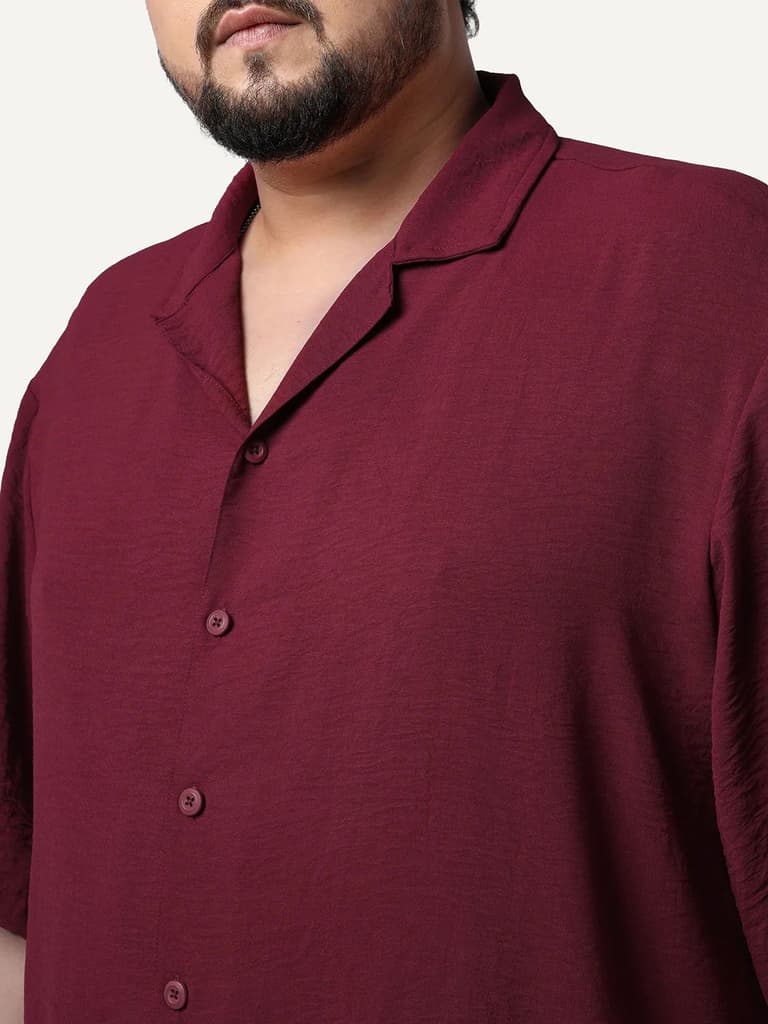 Plus Men's Red Cotton Half Sleeve Relaxed Fit Textured Shirt with Cuban Collar — photo 5