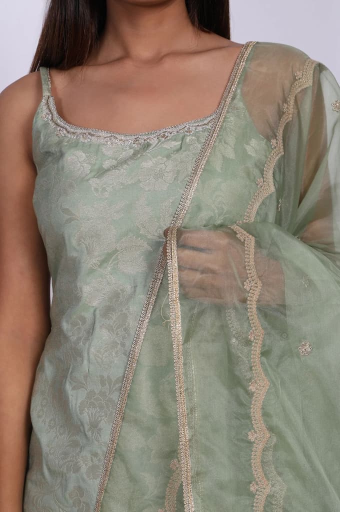 Green Jacquard Zari Straight Kurta with Sharara and Dupatta — photo 2