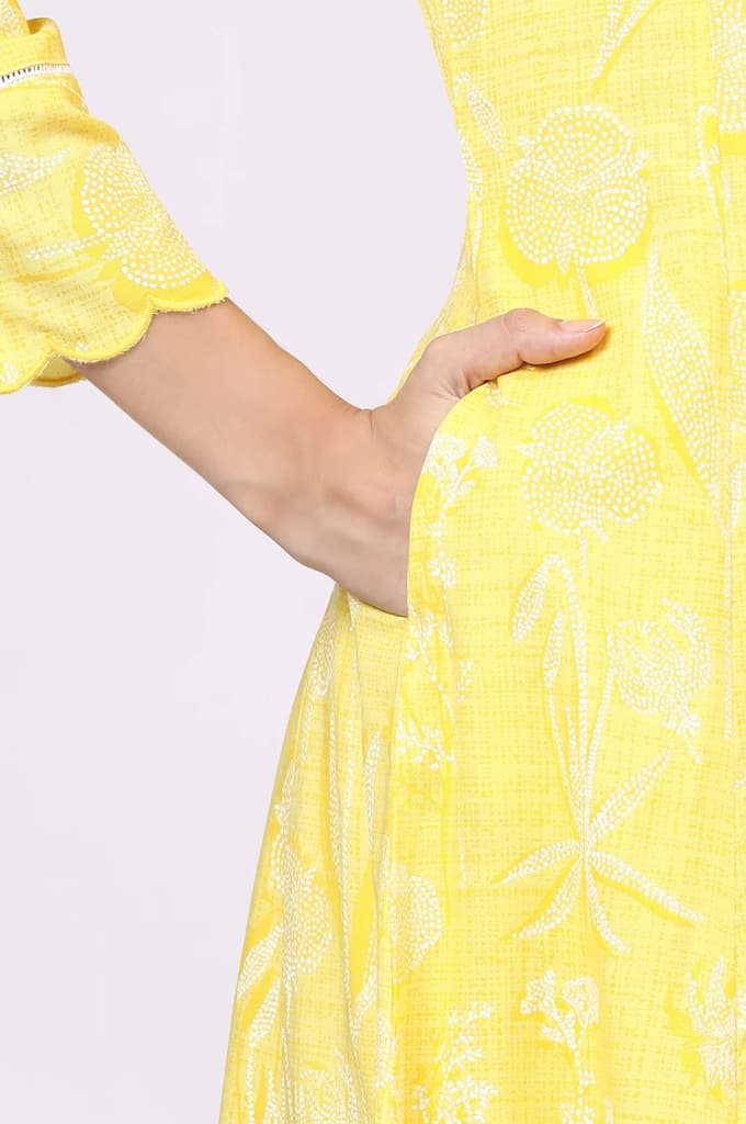 Yellow Floral Printed Rayon A-line Kurta and Pants Set — photo 9