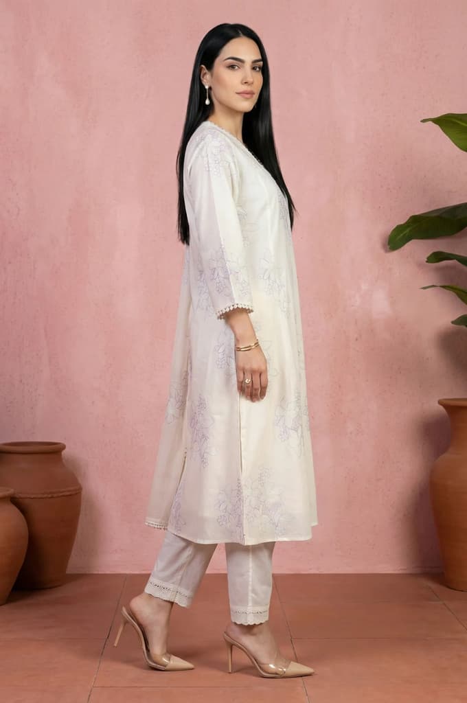 Off White Thread Embroidered Pure Cotton Straight Kurta With Straight Pants And Dupatta Set — photo 6
