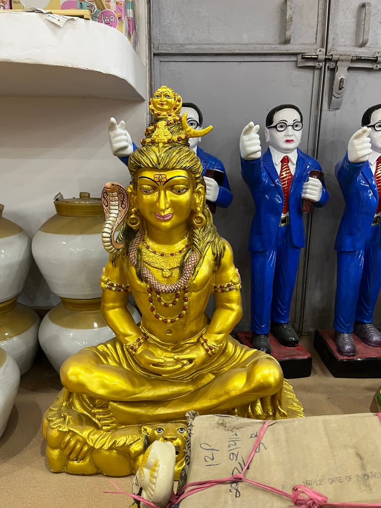 Golden Buddha Statue | Sculpture | Gold | Yellow