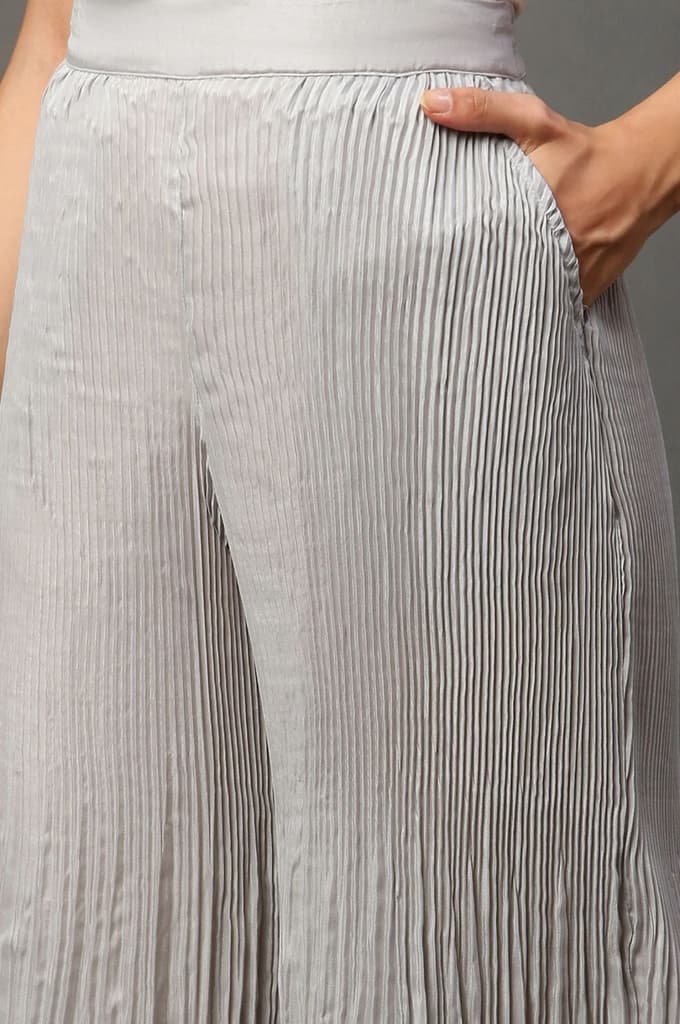 Silver Solid Flared Woven Sharara With Pleated Detail — photo 6