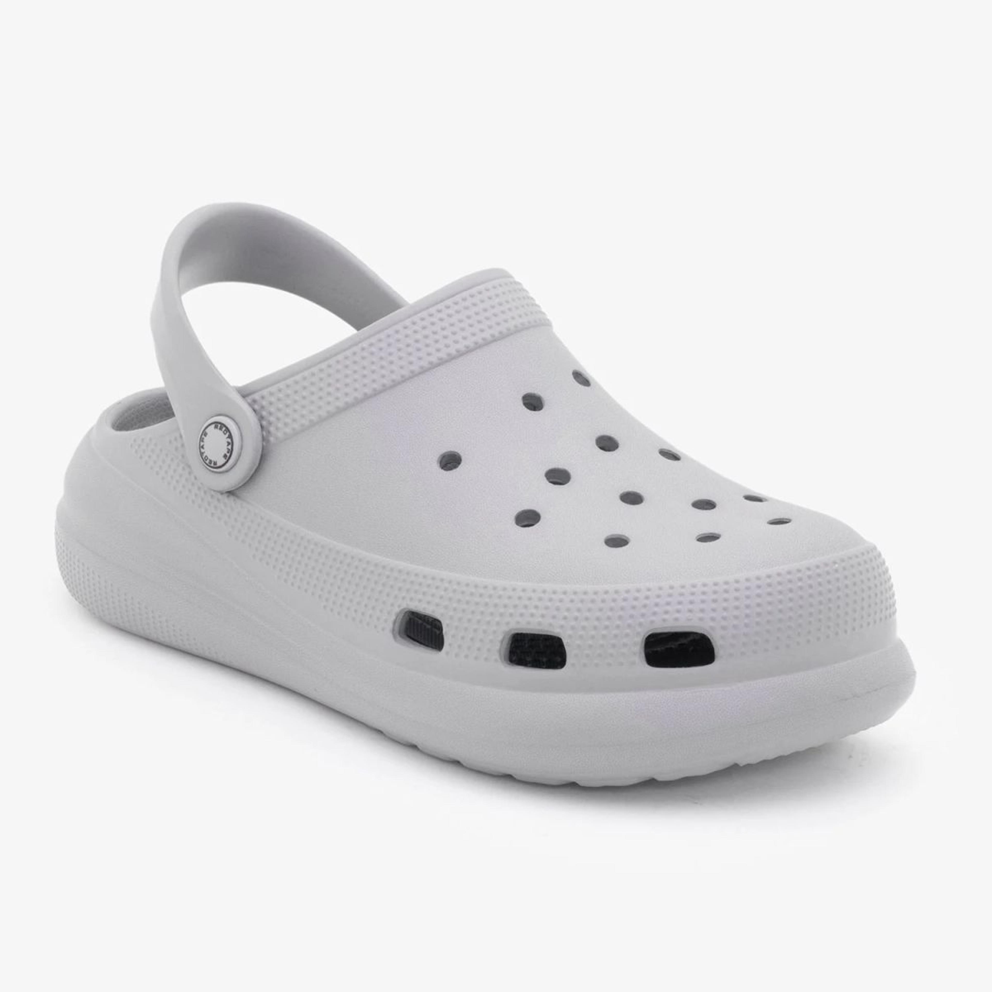 Clogs for Men for Casual Poolside Comfort