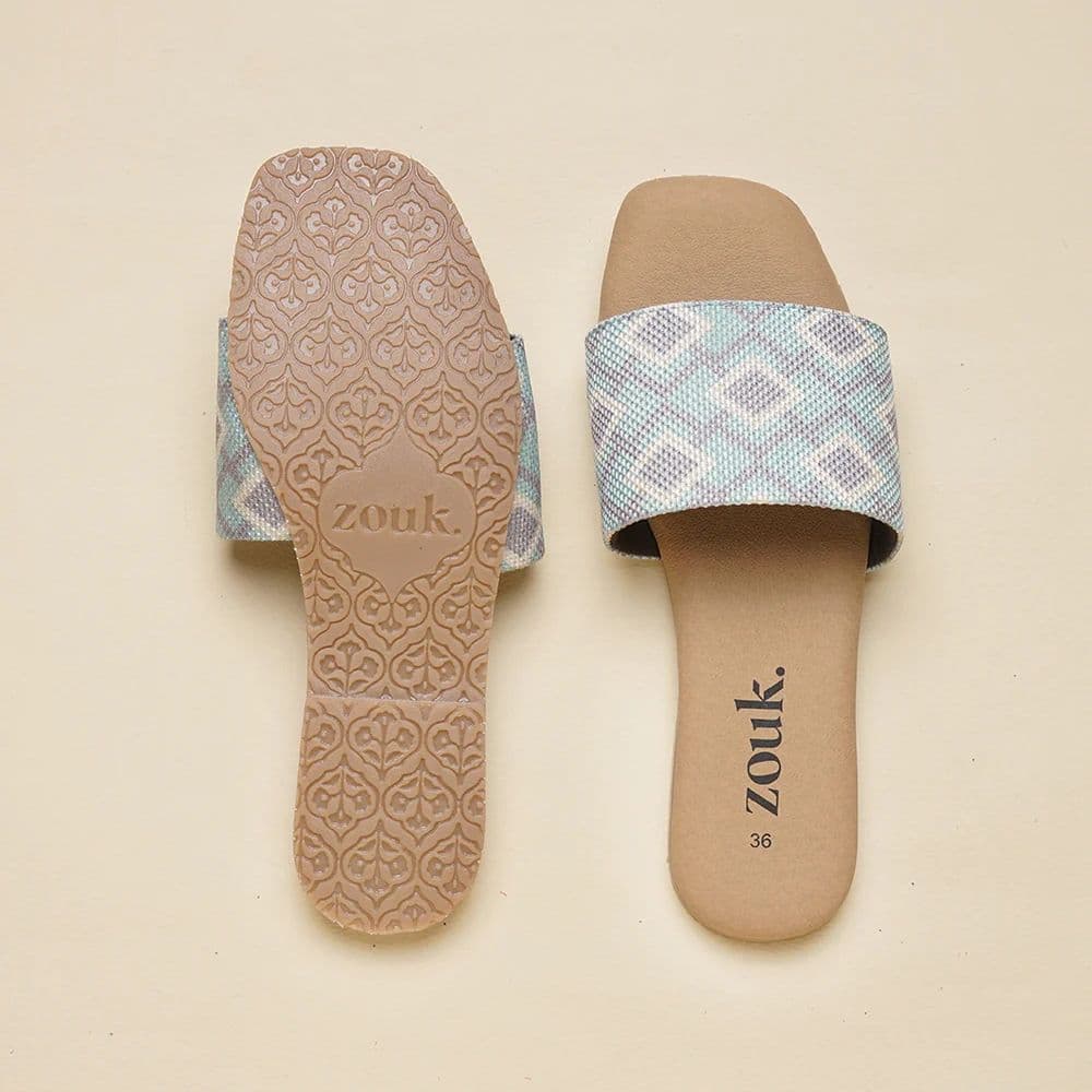 Umaid Diamond Casual Flats — photo 2
