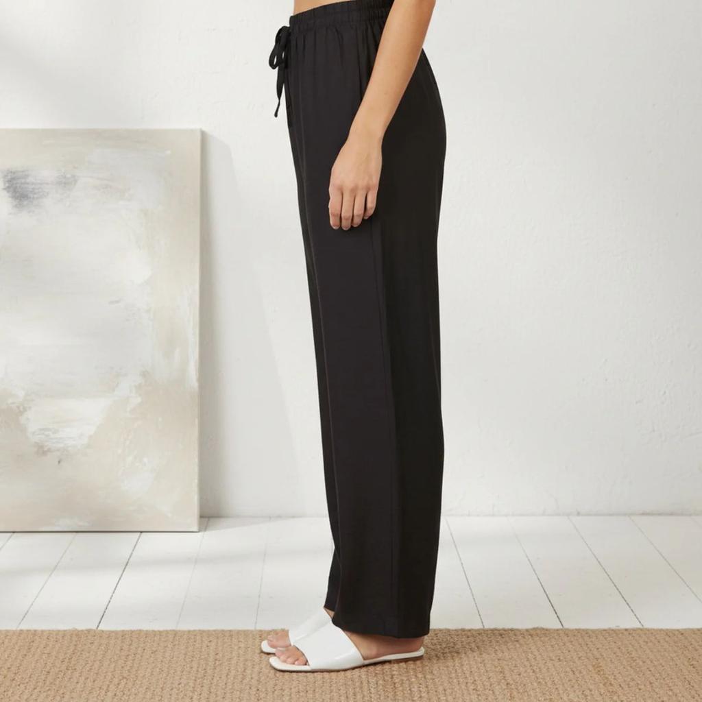 Black Solid Rayon Relaxed Fit Rayon Blend Flared Pants — photo 3
