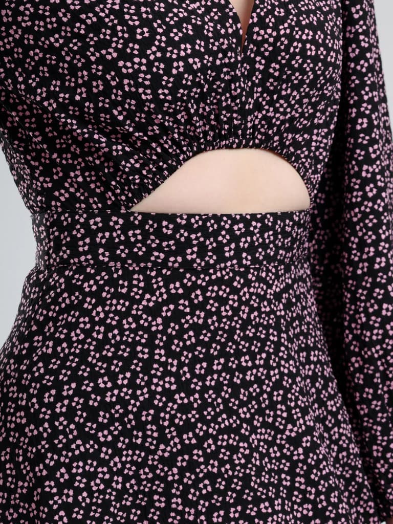 Cory Edge Santorini long sleeve V neck dress — photo 5