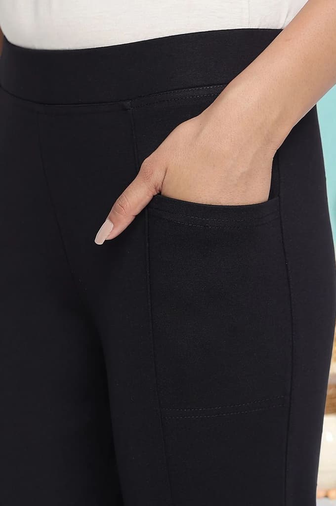 Black Solid Mid Rise Tights in Calf Length — photo 7