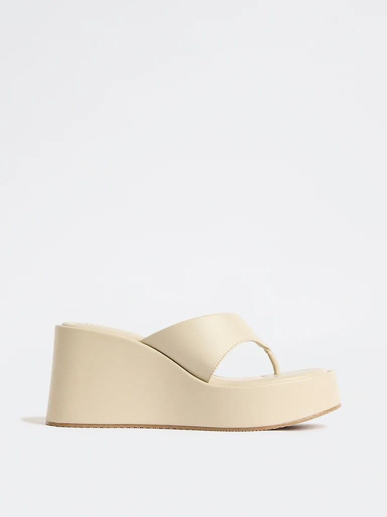 LUNA BLU Ivory Thong-Strap Platform Wedge Sandals — photo 3