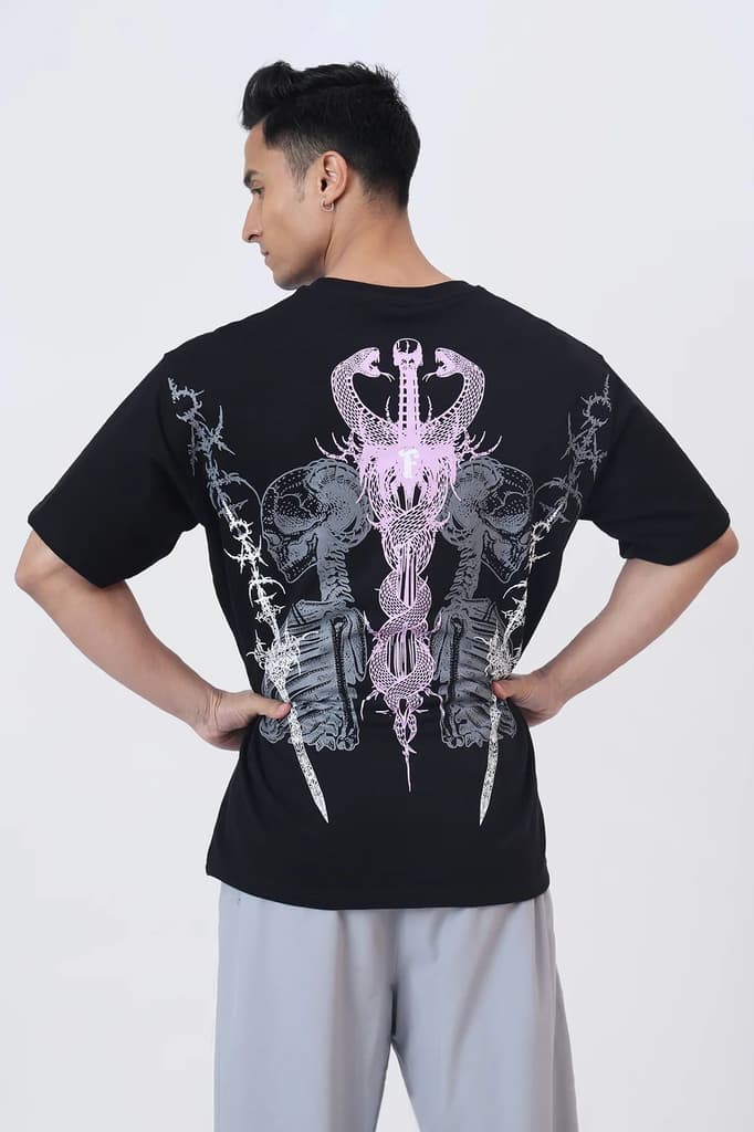 Twin Sword Oversized T-shirt Black — photo 7