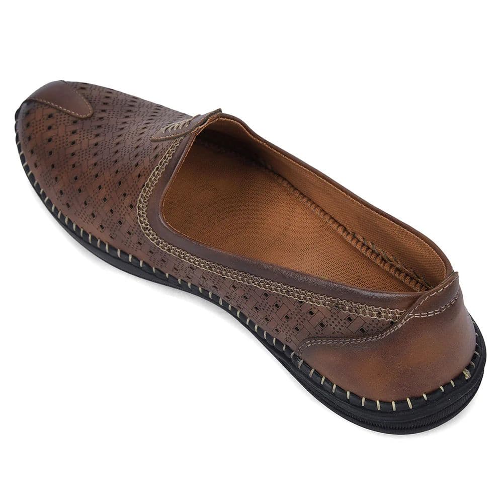 Fortune BMR-13E Tan Casual Non Lacing Juttis for Men By Liberty — photo 5