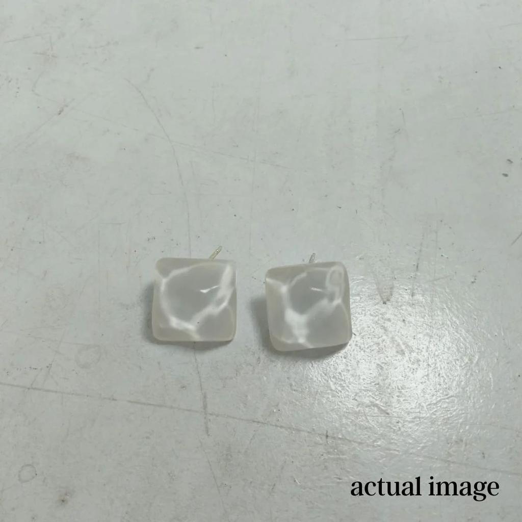 GeoGleam – Cube Shaped Earrings — photo 5
