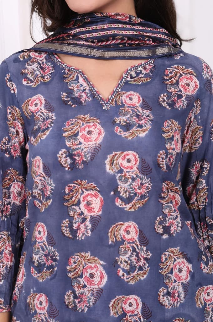 Blue Floral Printed Pure Cotton Straight Kurta, Pants and Dupatta Set — photo 3