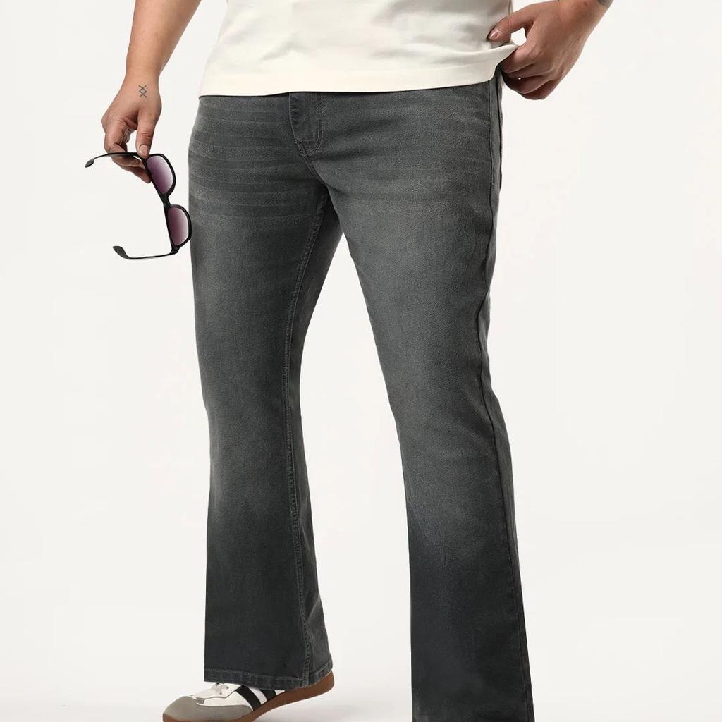Plus Men's Grey Bootcut Fit Mid Rise Heavy Washed Jeans Stretchable