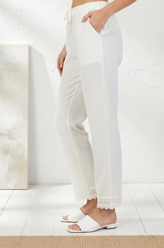 Off-White Solid Lace Pure Cotton Ankle Length Straight Pants — photo 6