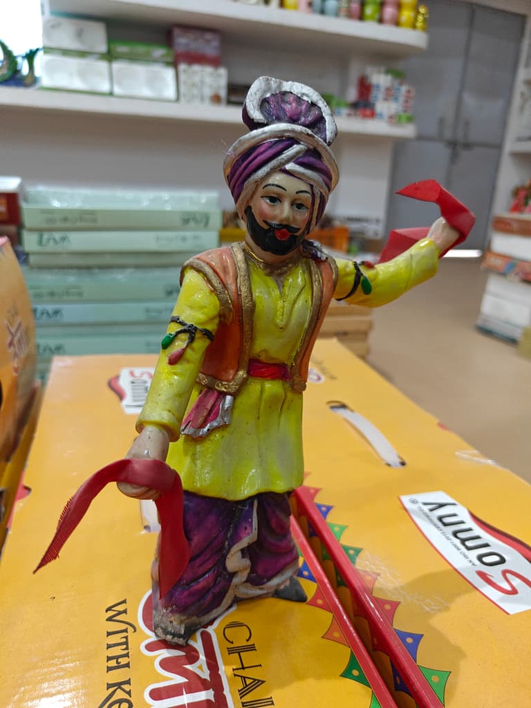 Yellow Statue of a Man with a Beard | Decorative | Ceramic | Yellow
