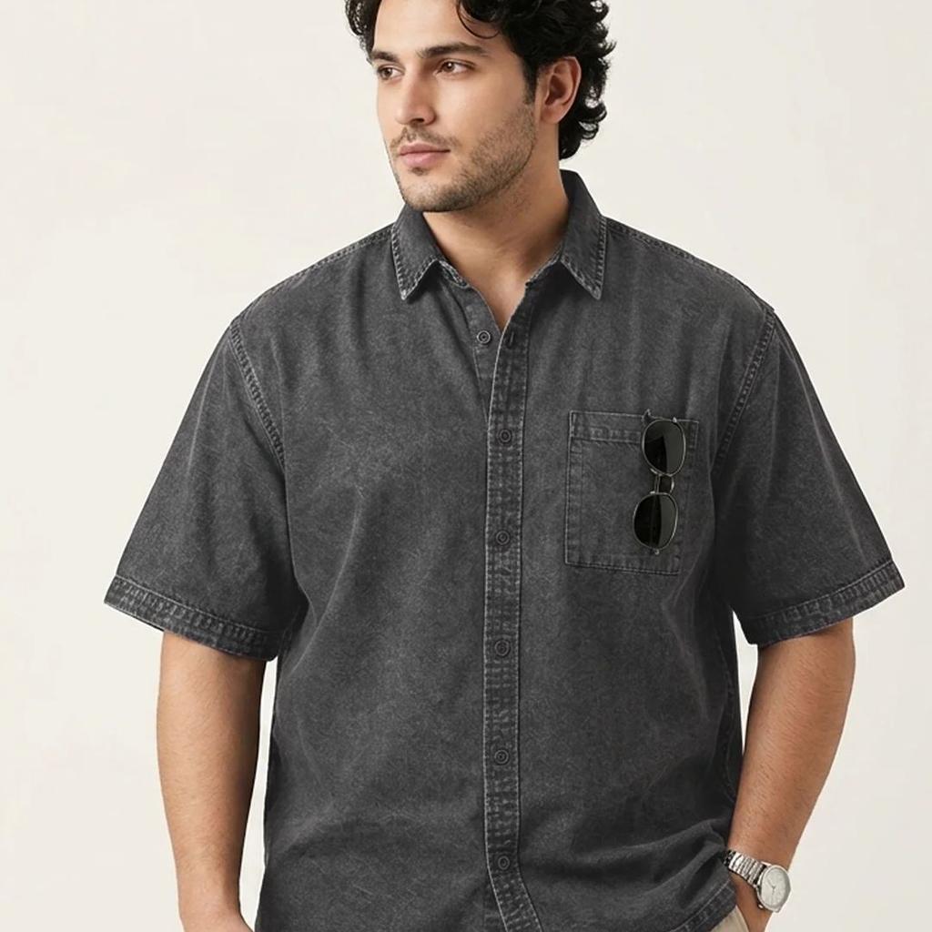 Plus Men's Grey Oversized Fit Half Sleeve Solid Casual Denim Shirt