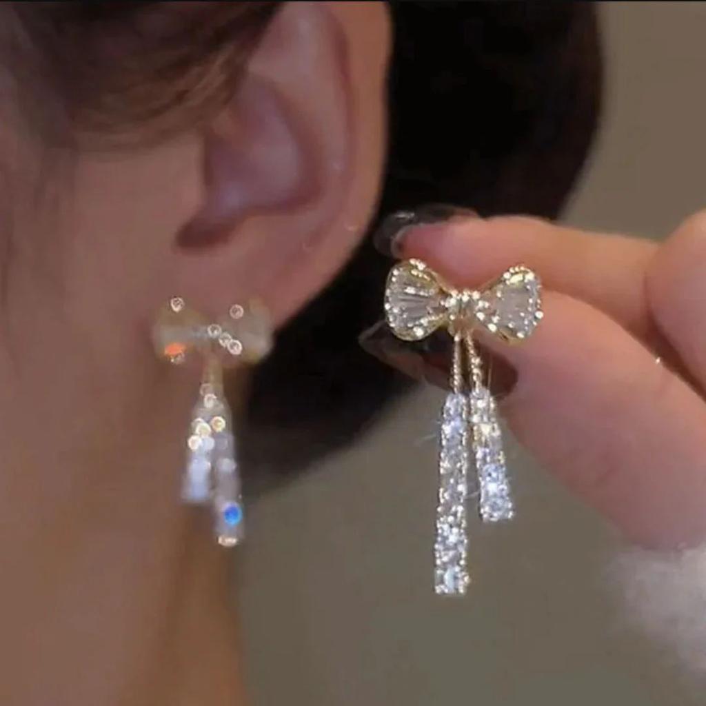 Bow Shaped Earrings | Elegant and Timeless Jewelry — photo 2