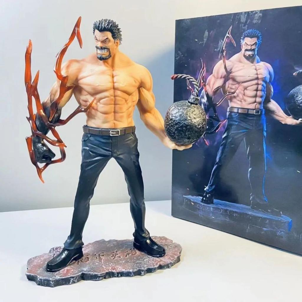 Monkey D. Garp – Battle Edition Action Figure (25.5cm) — photo 3