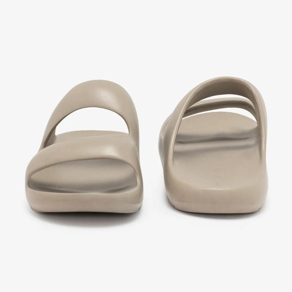 Mens Sliders in Beige | Casual Pool Sliders — photo 4