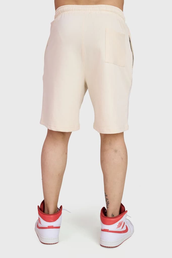 Weekend Oversized Shorts Beige — photo 7