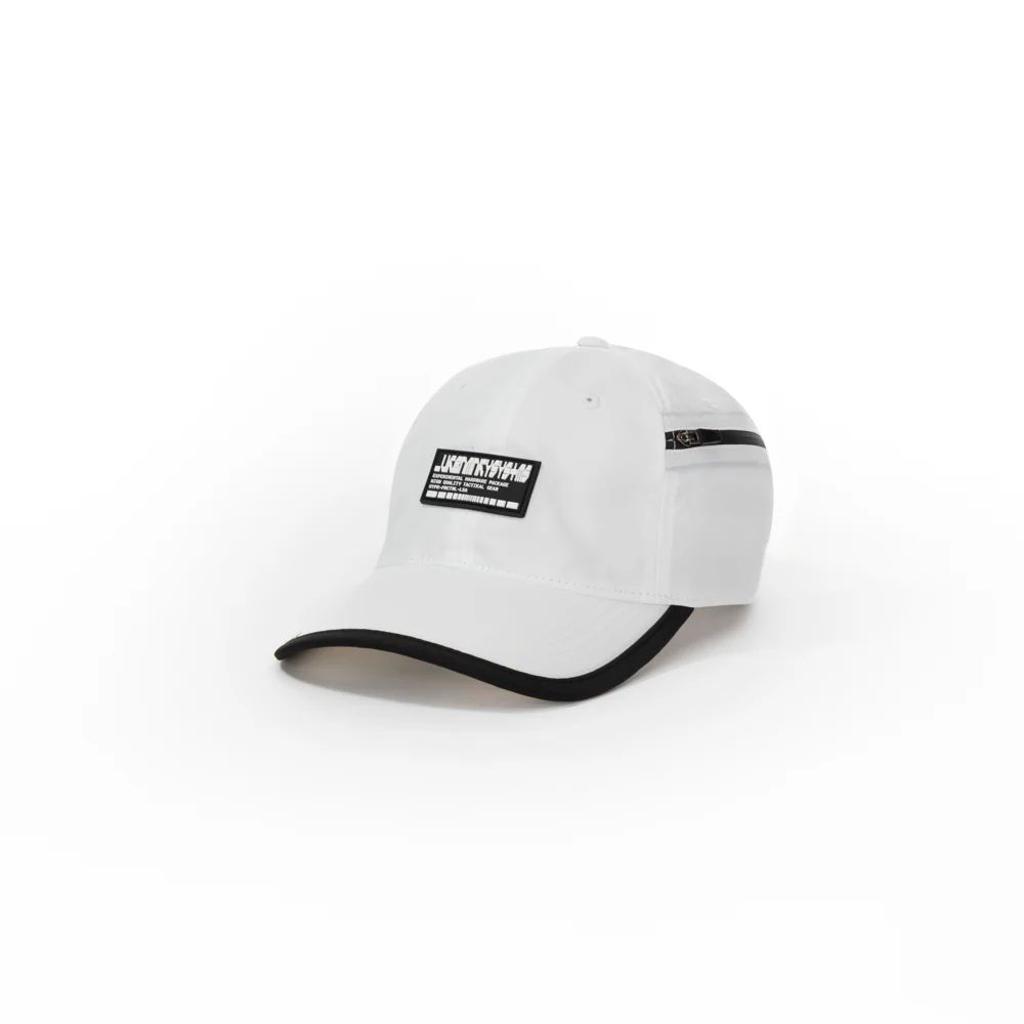 Foldable outdoor baseball cap with pocket // white