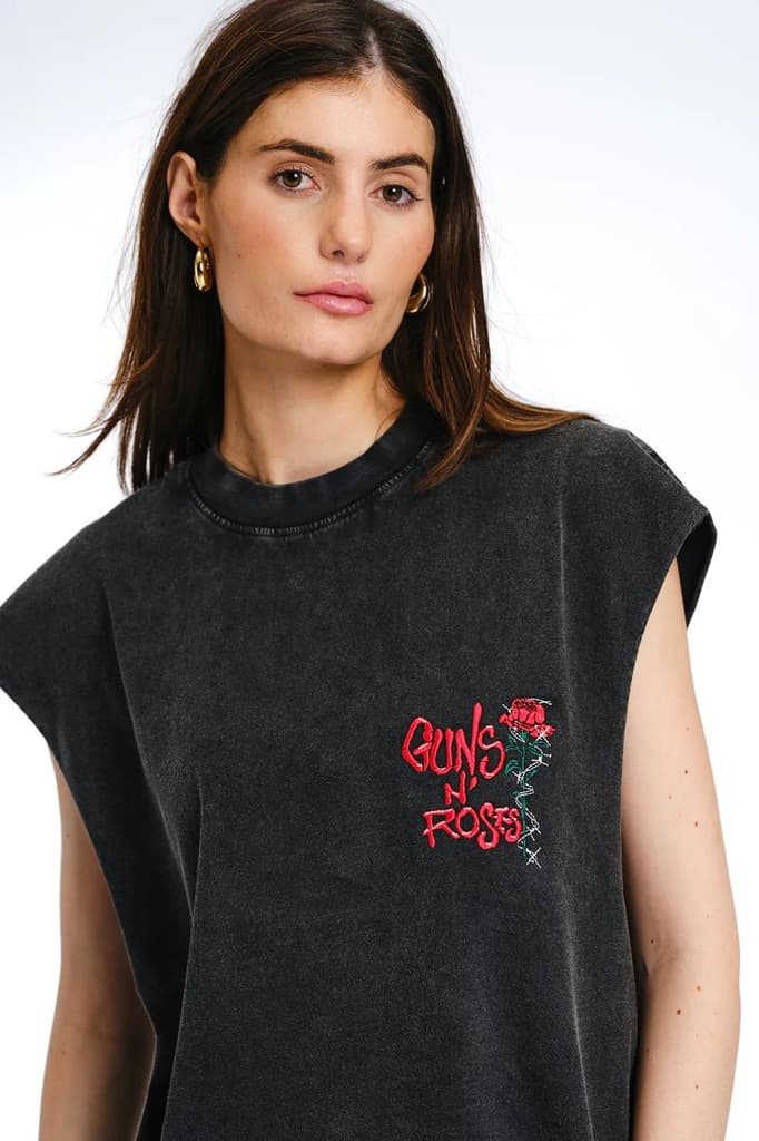 Black Guns N Roses Oversized Tank — photo 3