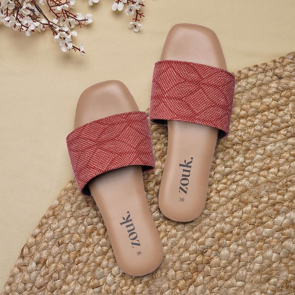 Wadiyar Qila Casual Flats — 36