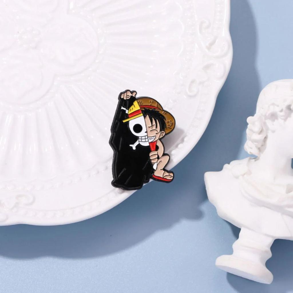 The Straw Hat Captain Lives On! Luffy One Piece Enamel Pin — photo 3
