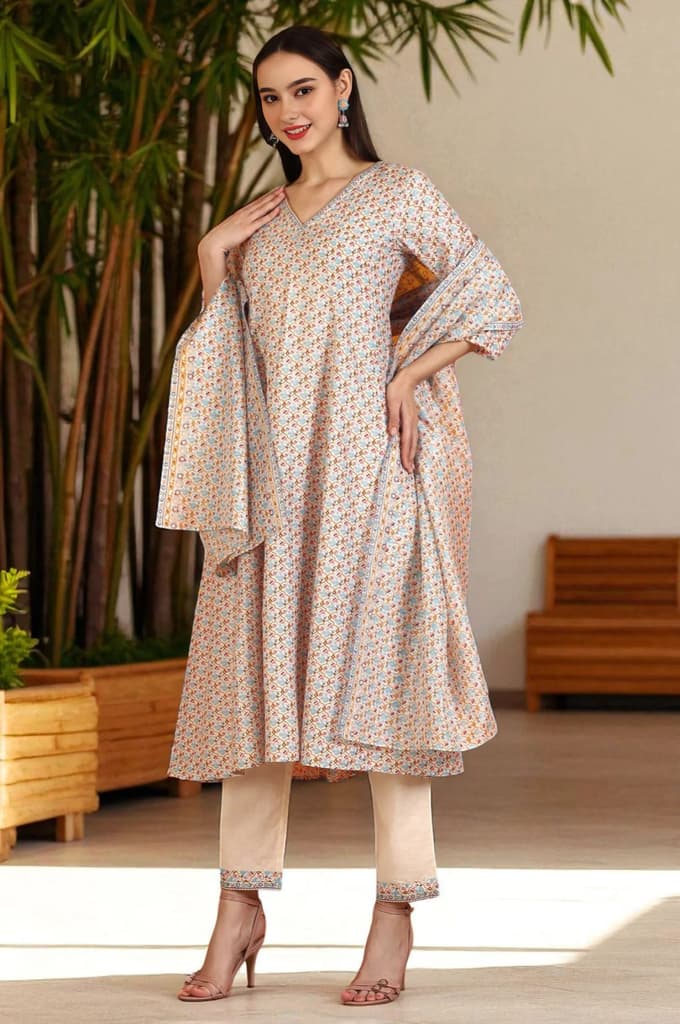Off-White Floral Printed Pure Cotton Flared Kurta, Pants and Dupatta Set — XS