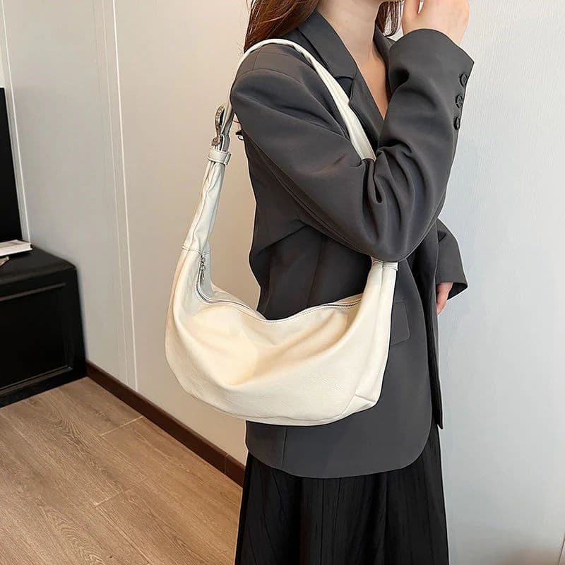 Super Soft Slouchy Shoulder Bag — photo 4