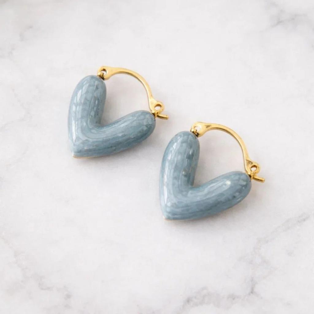 Cherished Hearts - Glowing Heart Stud Earrings — photo 6