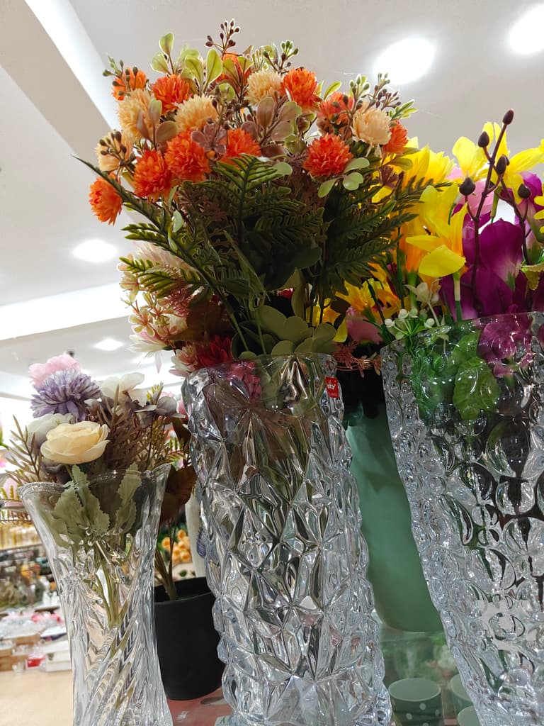 Clear Vase with Flowers | Glass | Decorative | Clear