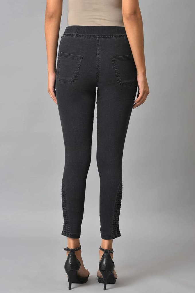 Grey Solid Skinny Fit Denim Jeggings With Pintuck Detail — photo 2