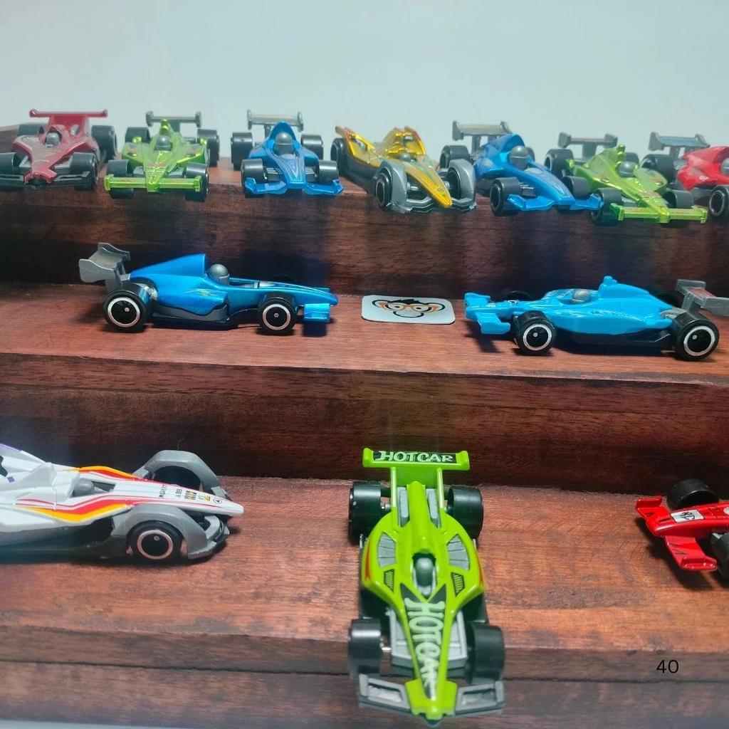 Miniature F1 Race Cars for Collectors (1 Piece) — Green