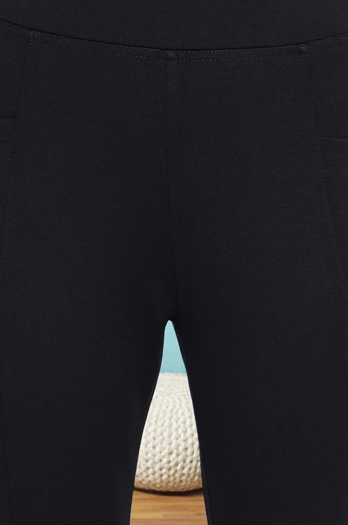 Black Solid Mid Rise Tights in Calf Length — photo 2