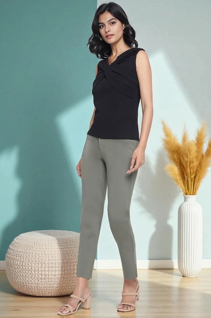 Green Solid Mid Rise Trouser in Ankle Length — photo 6