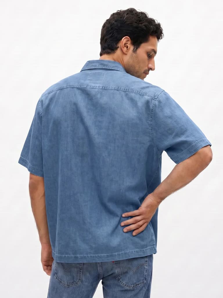 Men's Light Blue Oversized Fit Half Sleeve Solid Casual Denim Shirt — photo 3