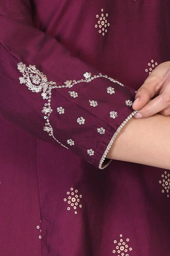 Wine Embroidered Straight Silk Blend Kurta with Straight Pant and Dupatta Set — photo 7